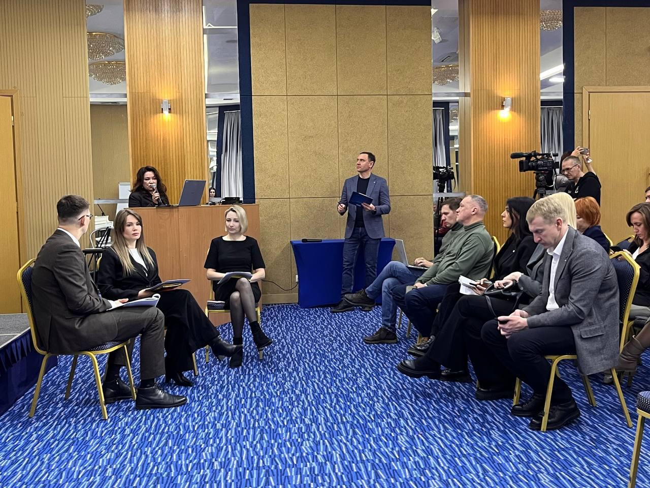 В Хабаровске обсудили перспективы развития малоэтажного и индивидуального жилищного строительства