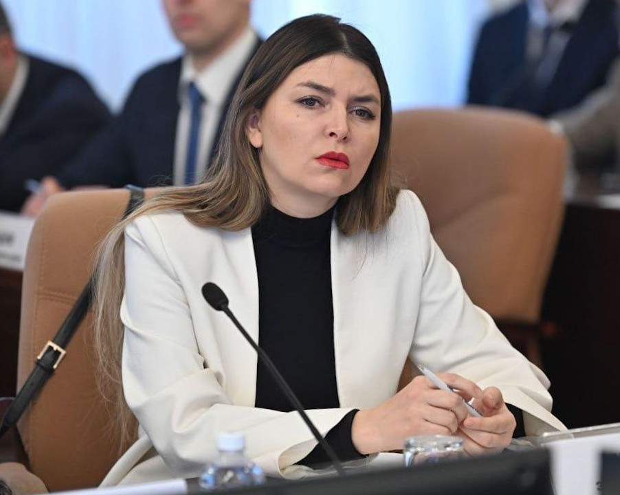 Эльвира Кускова и Андрей Почелинцев выступили за усиление мер поддержки швейной отрасли