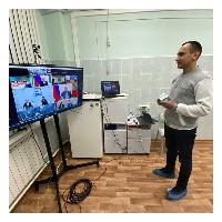 Максим Иванов обратился к Президенту с просьбой повлиять на процедуру выдачи разрешений на онлайн-торговлю аптекам